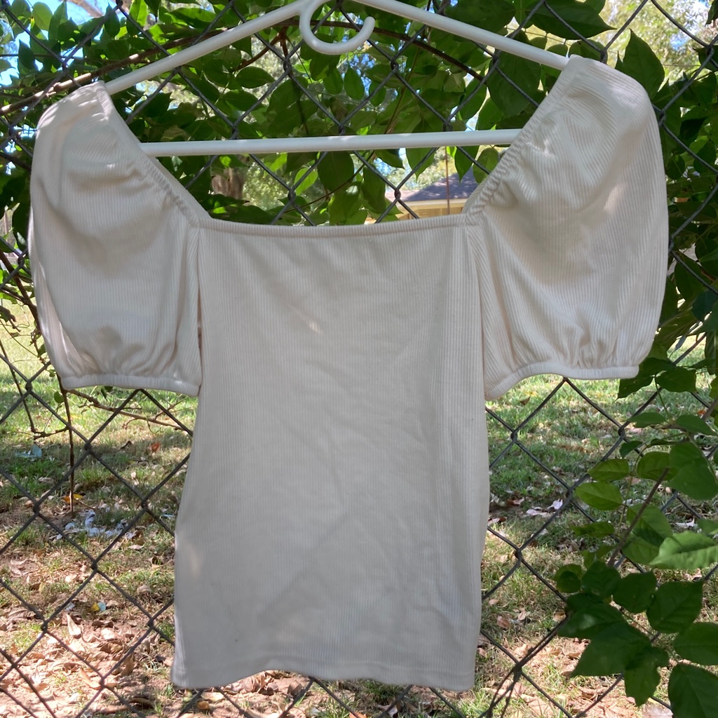 Copper Key Cream Puff Sleeve Blouse